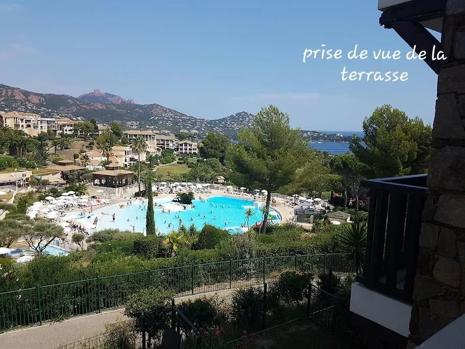 Appartement 4/5 Personnes Vue Mer Piscine Et Montagne Cap Esterel Pierre Et Vacance Nature Et Sport Saint-Raphaël Daire