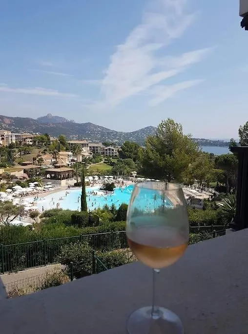 Daire Appartement 4/5 Personnes Vue Mer Piscine Et Montagne Cap Esterel Pierre Et Vacance Nature Et Sport Saint-Raphaël Fransa