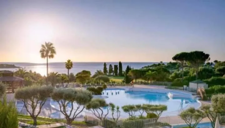 Daire Appartement 4/5 Personnes Vue Mer Piscine Et Montagne Cap Esterel Pierre Et Vacance Nature Et Sport Saint-Raphaël