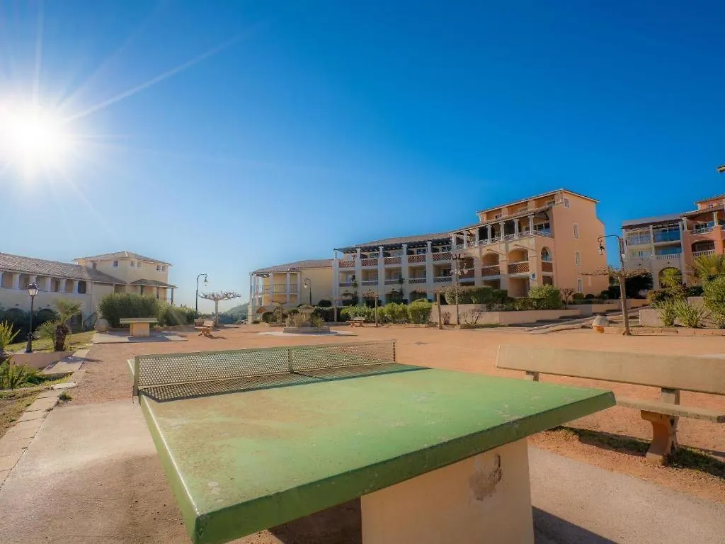 Appartement 4/5 Personnes Vue Mer Piscine Et Montagne Cap Esterel Pierre Et Vacance Nature Et Sport Saint-Raphaël Daire